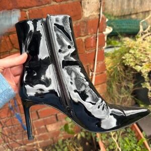 Shiny Black Patent Heeled Boots